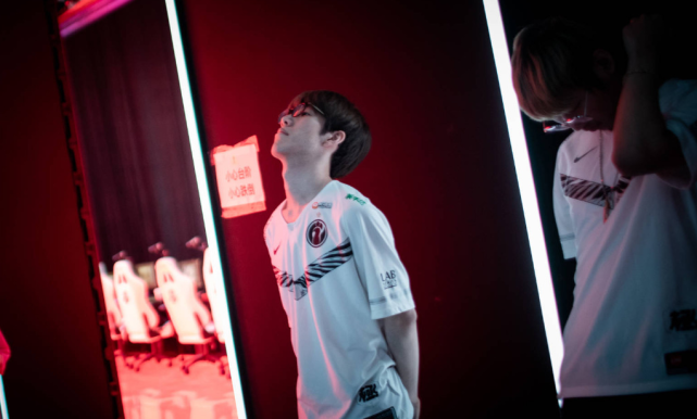 为了促进自 为了促进自